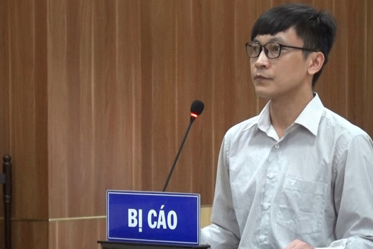 Lĩnh 8 năm tù vì dùng facebook để đăng tải nội dung xuyên tạc, bịa đặt 