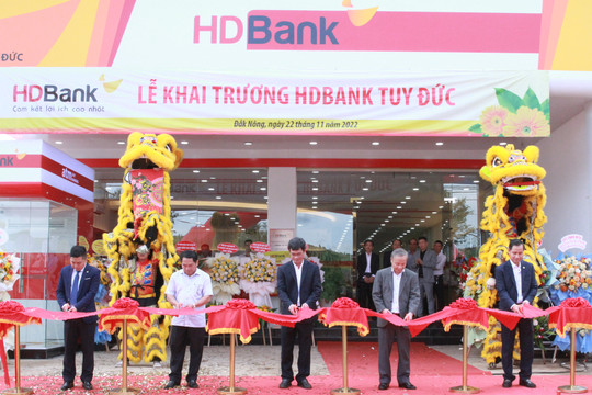 Ngược lên vùng cao, HDBank đẩy mạnh nâng cấp hạ tầng tài chính Đắk Nông