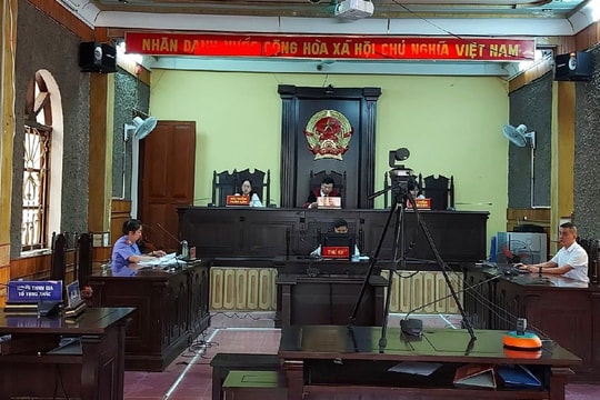 TAND hai cấp tỉnh Sơn La đẩy mạnh xét xử các vụ án theo hình thức trực tuyến 