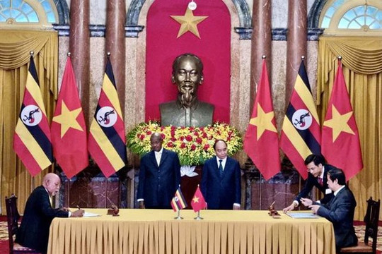 Việt Nam và Uganda ký kết biên bản ghi nhớ hợp tác về giáo dục
