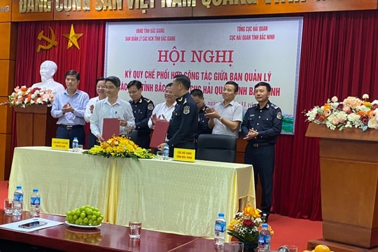 Lễ ký quy chế phối hợp công tác giữa Ban Quản lý các Khu công nghiệp Bắc Giang và Cục Hải quan tỉnh Bắc Ninh
