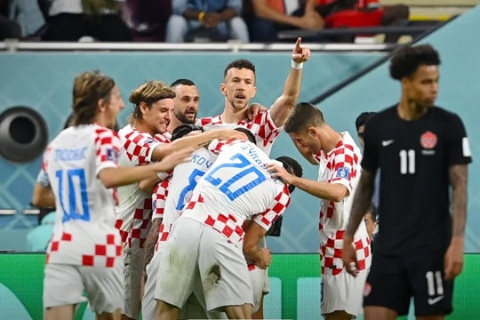 Nối bước chủ nhà Qatar, Canada bị loại khỏi World Cup 