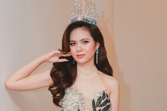 Hoa hậu Lương Kỳ Duyên ngồi 'ghế nóng' Hoa hậu doanh nhân Châu Á