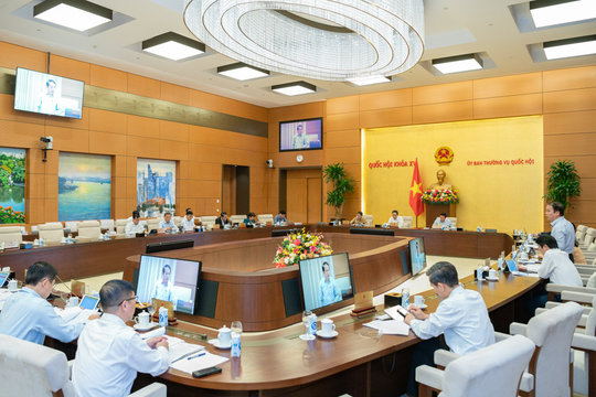Phiên họp thứ 17 của UBTVQH: Cho ý kiến việc ký Thỏa thuận Coca giữa Việt Nam và Hoa Kỳ