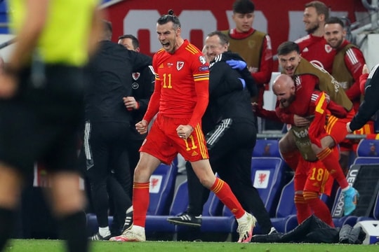 World Cup 2022 ngày 29/11: Rượt đuổi nghẹt thở tại bảng B