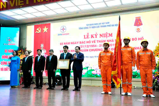 130 năm nhà máy đèn Bờ Hồ