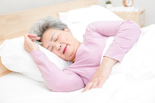 Bạn nên ngủ bao nhiêu giờ để phù hợp với độ tuổi của mình?