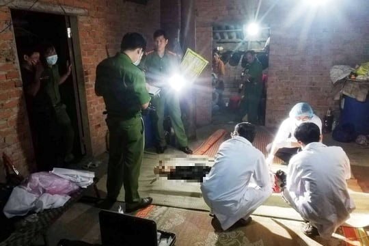 Dùng kéo đâm chết vợ vì níu kéo tình cảm bất thành
