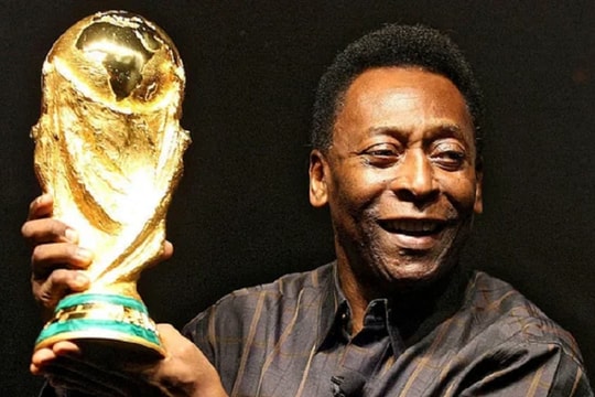 'Vua bóng đá' Pele phải nhập viện ở Brazil vì tình trạng sức khỏe xấu, hiện ra sao?