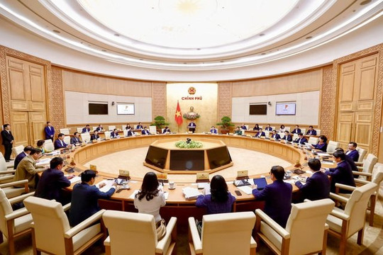 Điều chỉnh quản lý, điều hành để hoàn thành ở mức cao nhất các chỉ tiêu Quốc hội giao