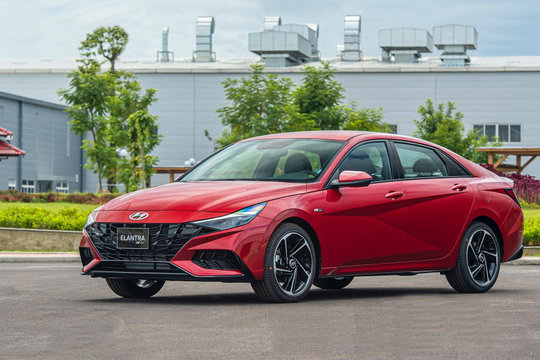 Hyundai Elantra N giá hơn 2 tỉ đồng xuất hiện tại Việt Nam