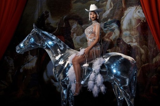 "Renaissance" của Beyoncé là album xuất sắc nhất năm 2022