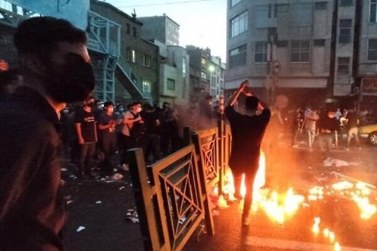 Tin vắn thế giới ngày 6/12: Người biểu tình ở Iran kêu gọi đình công 3 ngày, quân đội phát tuyên bố cứng rắn