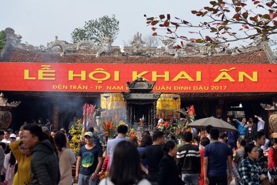 Lễ khai ấn đền Trần được tổ chức trở lại sau 3 năm dừng hoạt động