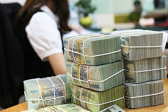 Tăng room tín dụng và hạ lãi vay giúp nguồn vốn khơi thông