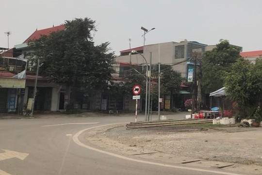 Truy tìm xe ô tô gây tai nạn chết người rồi bỏ chạy
