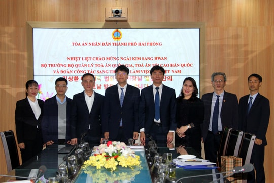Đoàn cán bộ cấp cao Tòa án tối cao Hàn Quốc thăm và làm việc với TAND TP Hải Phòng