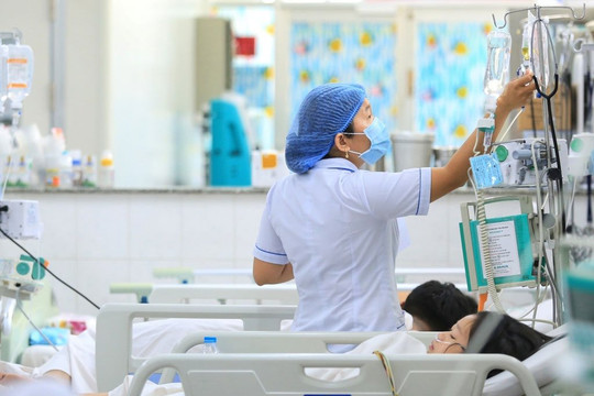 Cả nước ghi nhận gần 10.000 ca mắc sốt xuất huyết trong tuần, dịch chưa có dấu hiệu "giảm nhiệt"