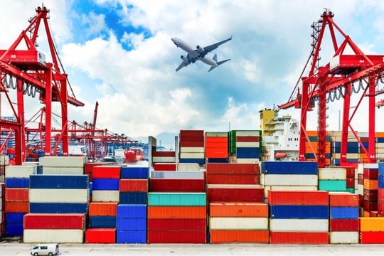 Xuất nhập khẩu 2022 dự kiến lập đỉnh mới
