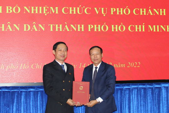 Công bố và trao quyết định bổ nhiệm Phó Chánh án TAND TP Hồ Chí Minh