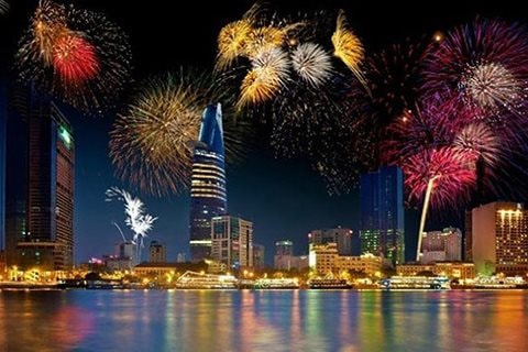 TP.HCM đề xuất bắn pháo hoa 2 điểm dịp Tết Dương lịch 2023