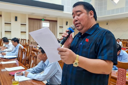 Ông Nguyễn Viết Dũng xin thôi thành viên Ban Kinh tế Ngân sách HĐND