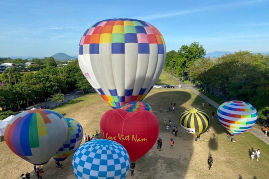 Cần Thơ lần đầu tiên có lễ hội khinh khí cầu