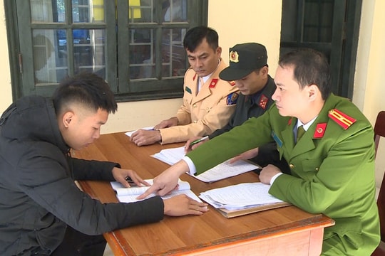 Bắt hơn 100 quái xế lạng lách, đánh võng
