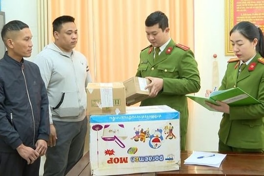 Bắt giữ đối tượng tàng trữ gần 35kg pháo hoa nổ