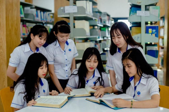 Xử lý nghiêm các trường đại học tuyển sinh vượt chỉ tiêu
