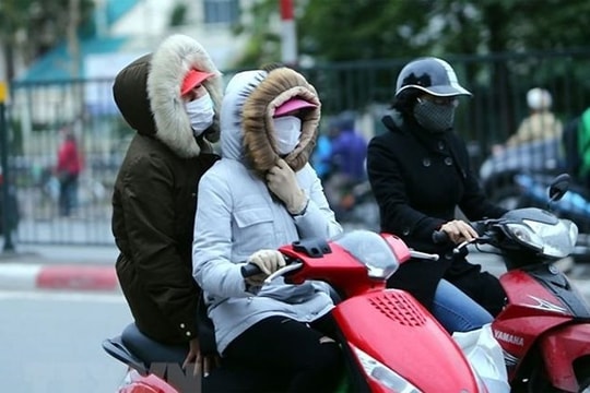 Không khí lạnh tràn về, Bắc Bộ rét đậm rét hại, vùng biển có gió mạnh sóng lớn