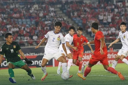 Lào tạo "cơn địa chấn" loại Myanmar khỏi AFF Cup 2022