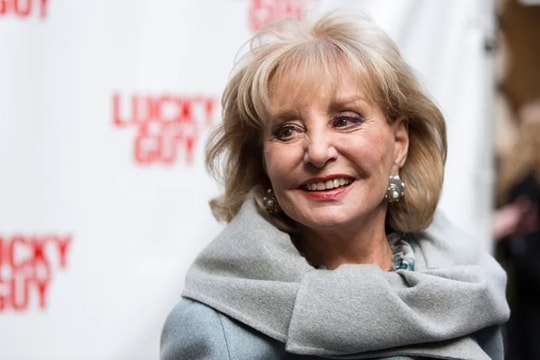 Nữ nhà báo huyền thoại người Mỹ Barbara Walters qua đời