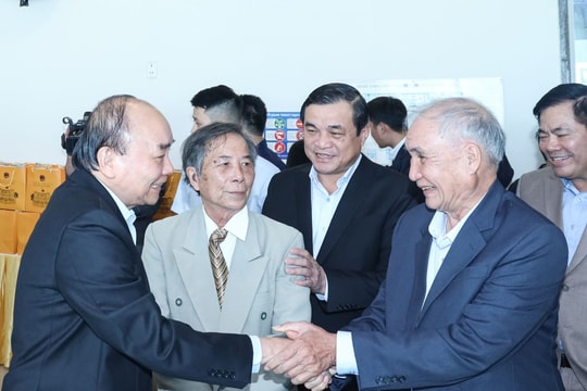 Cán bộ hưu trí đã góp công sức, trí tuệ quan trọng vào phát triển kinh tế-xã hội Quảng Nam, Đà Nẵng