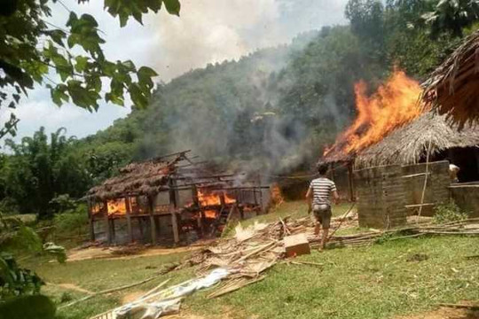 Điều tra vụ cháy nhà, 5 người tử vong ở Tuyên Quang