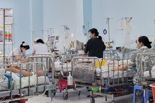 Cận Tết, trẻ mắc viêm màng não gia tăng