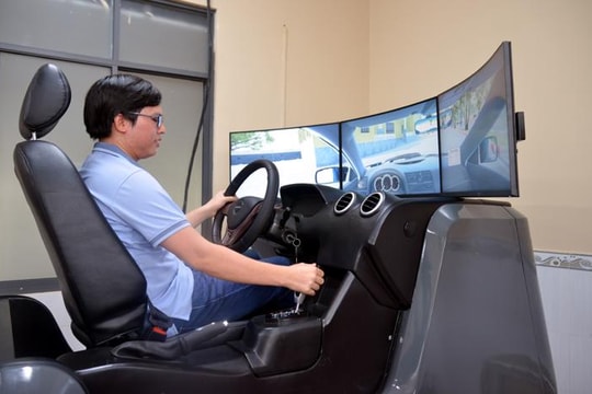 Quy định mới từ năm 2023 mà người mua ô tô và học lái xe cần lưu ý