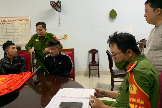 Hai thanh niên phóng nhanh, vượt ẩu dùng súng pháo dọa lực lượng 911
