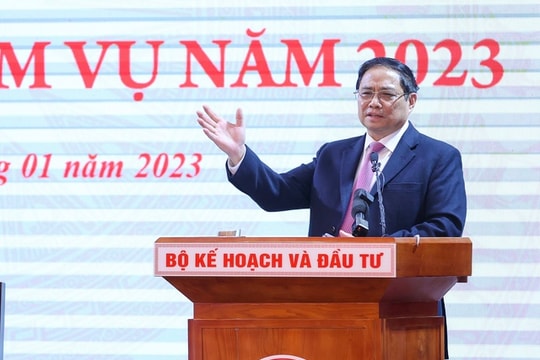 Cần ưu tiên nguồn vượt thu 392.000 tỷ đồng để xử lý các vấn đề cấp bách, hạ tầng giao thông