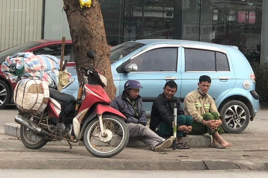 Đìu hiu “chợ người” ngày cận Tết