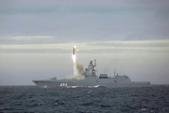 Tin vắn thế giới ngày 5/1: Nga đưa tàu chiến đầu tiên mang tên lửa siêu vượt âm Zircon vào trực chiến