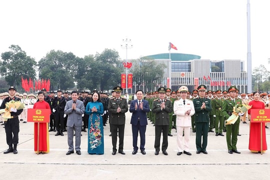 Chủ tịch Quốc hội Vương Đình Huệ dự Lễ khai mạc Hội thao truyền thống lực lượng Cảnh vệ CAND