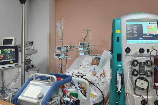 Giành lại tính mạng cô gái bị viêm cơ tim, sốc tim bằng kỹ thuật ECMO