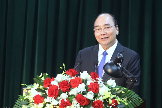 Chủ tịch nước Nguyễn Xuân Phúc gặp mặt cán bộ hưu trí cấp cao tại khu vực miền Trung