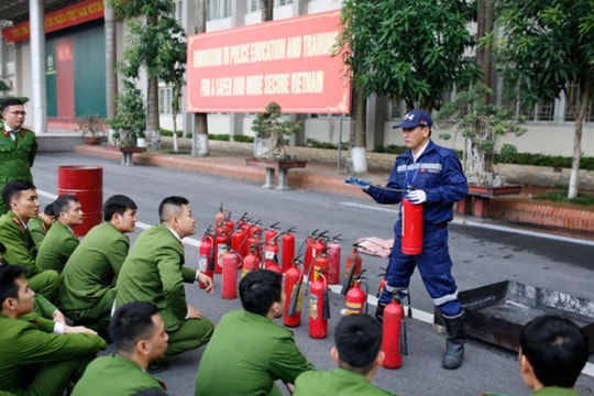 Hà Nội: Mỗi gia đình phải có 1 người được tập huấn chữa cháy