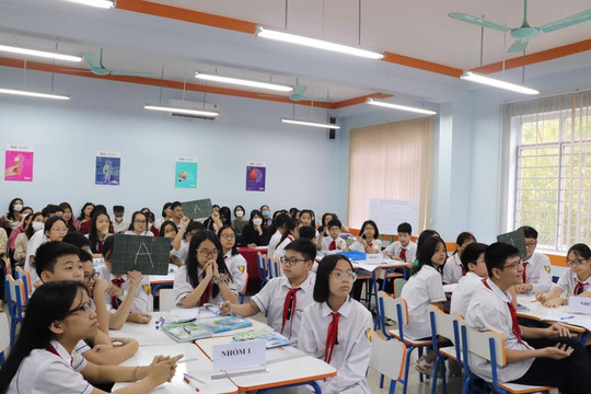 Tuyển dụng giáo viên chú trọng đến kiến thức quản lý hơn kỹ năng nghiệp vụ