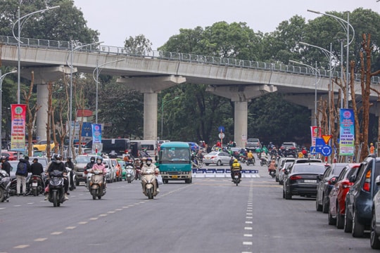 Hà Nội phân luồng giao thông phục vụ thông xe đường Huỳnh Thúc Kháng kéo dài từ ngày 17/1
