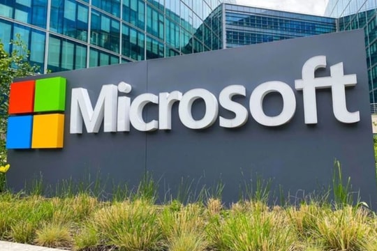 Microsoft gây sốc khi sa thải 10.000 nhân viên