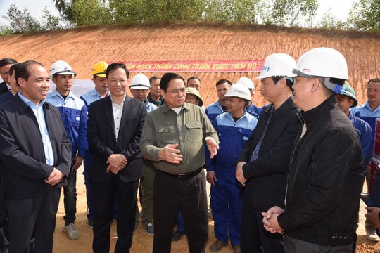 Nguồn lực bắt nguồn từ tư duy, động lực bắt nguồn từ đổi mới