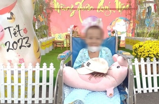 Can thiệp ECMO cứu sống bé trai bị sốc phản vệ nghi do thuốc kháng sinh